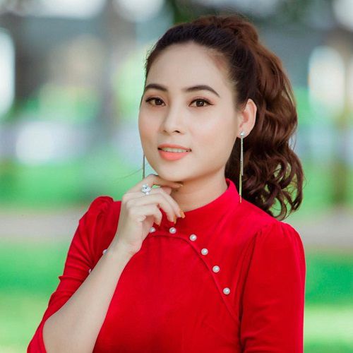 Ca sĩ ngọc hân bao nhiêu tuổi